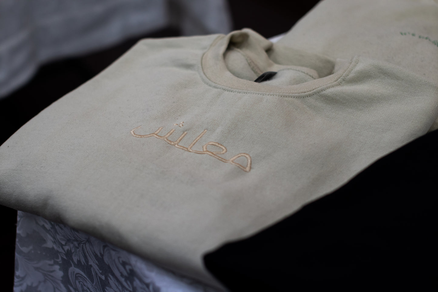 M3lesh - Crewneck