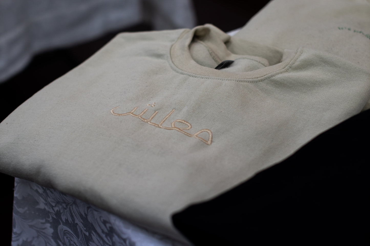 M3lesh - Crewneck