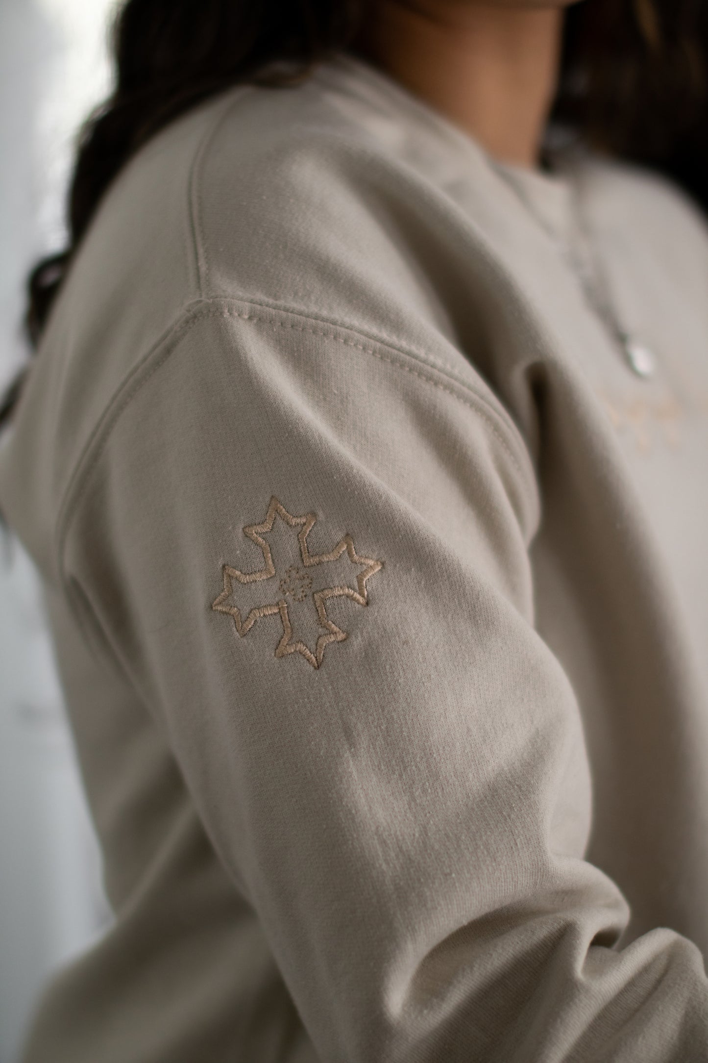+ ADD-ON: Cross on Sleeve